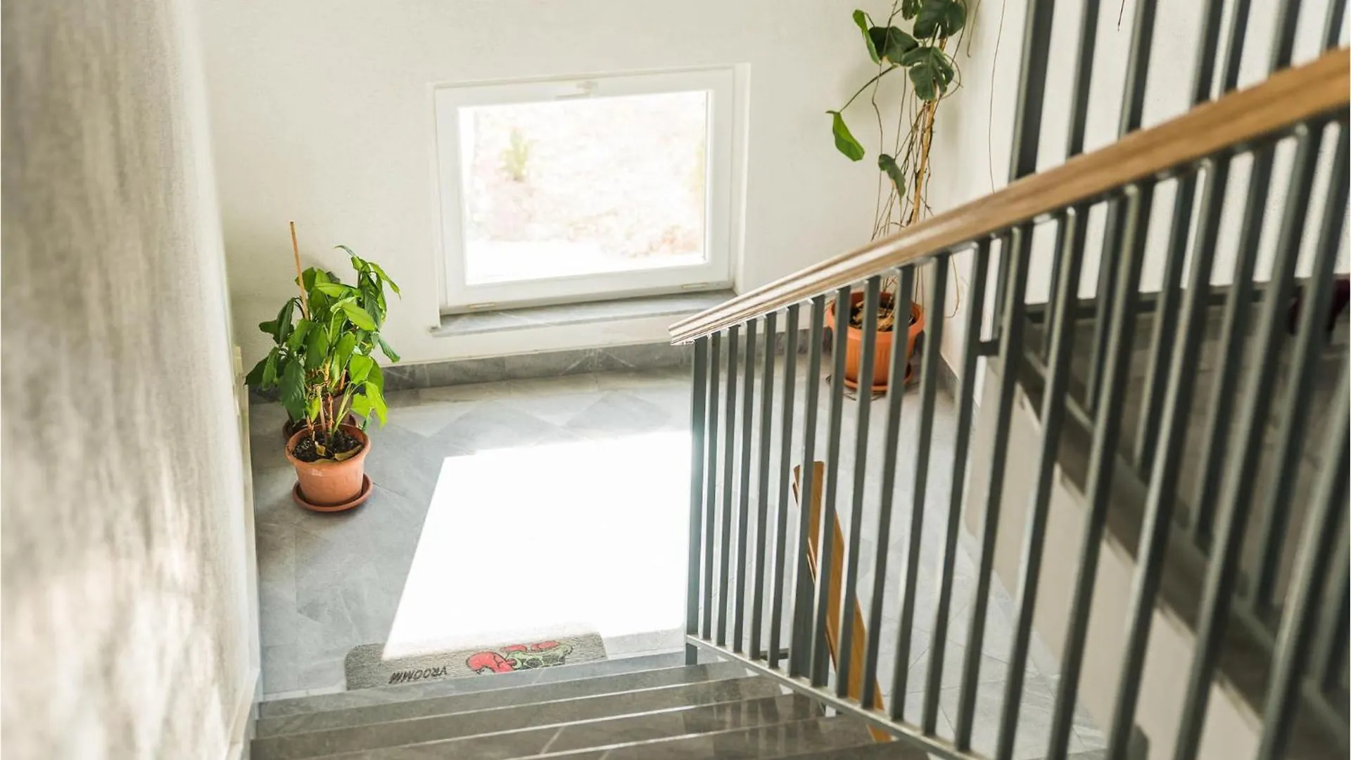 2 Bedroom Amazing Apartment In Slatine